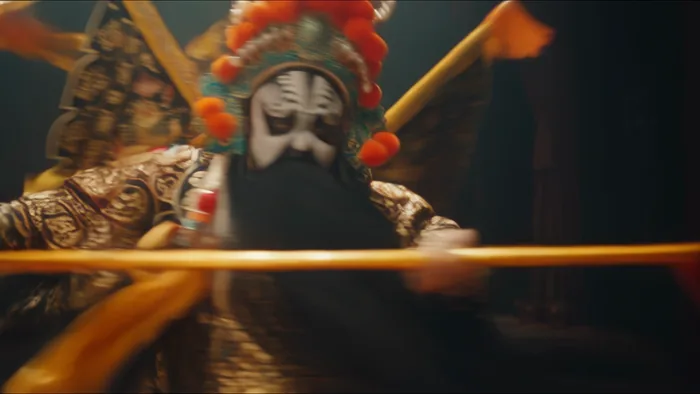 Peking opera "Farewell My Concubine", one take