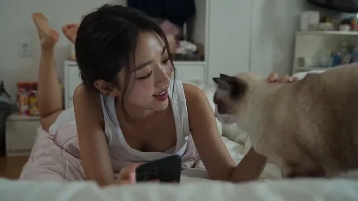 Bedroom candid, cat and doorbell